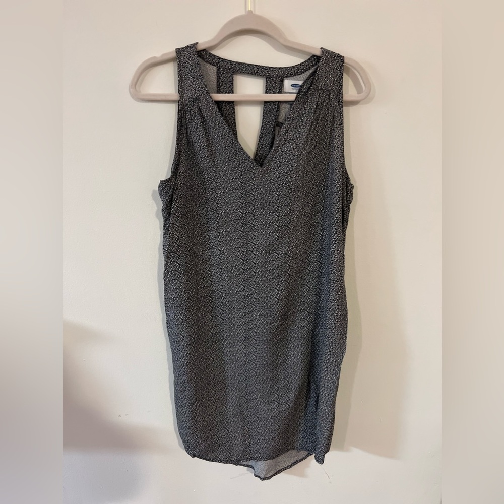 Women| Black and white Sleeveless dress